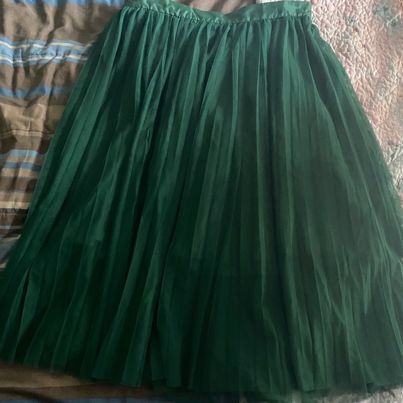 ELOQUII - Green Tulle Maxi Skirt - Picture 2 of 3